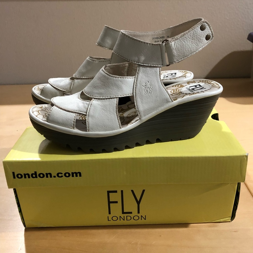 Fly London Yair Sandals